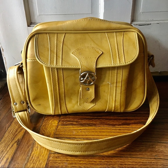 Vintage Handbags - HP x2⭐️ Vintage Hard Vinyl Luggage Bag